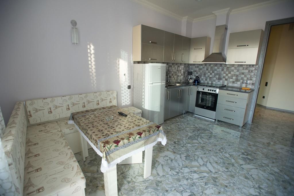 Batumi Appartments Habitación foto